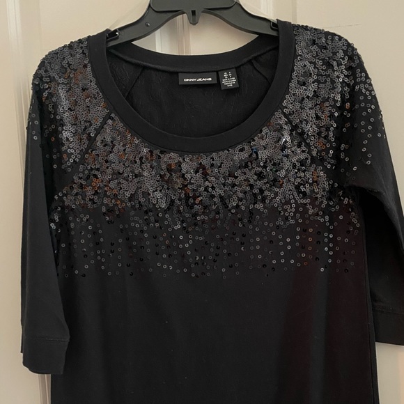 DNKY Top - Picture 2 of 4